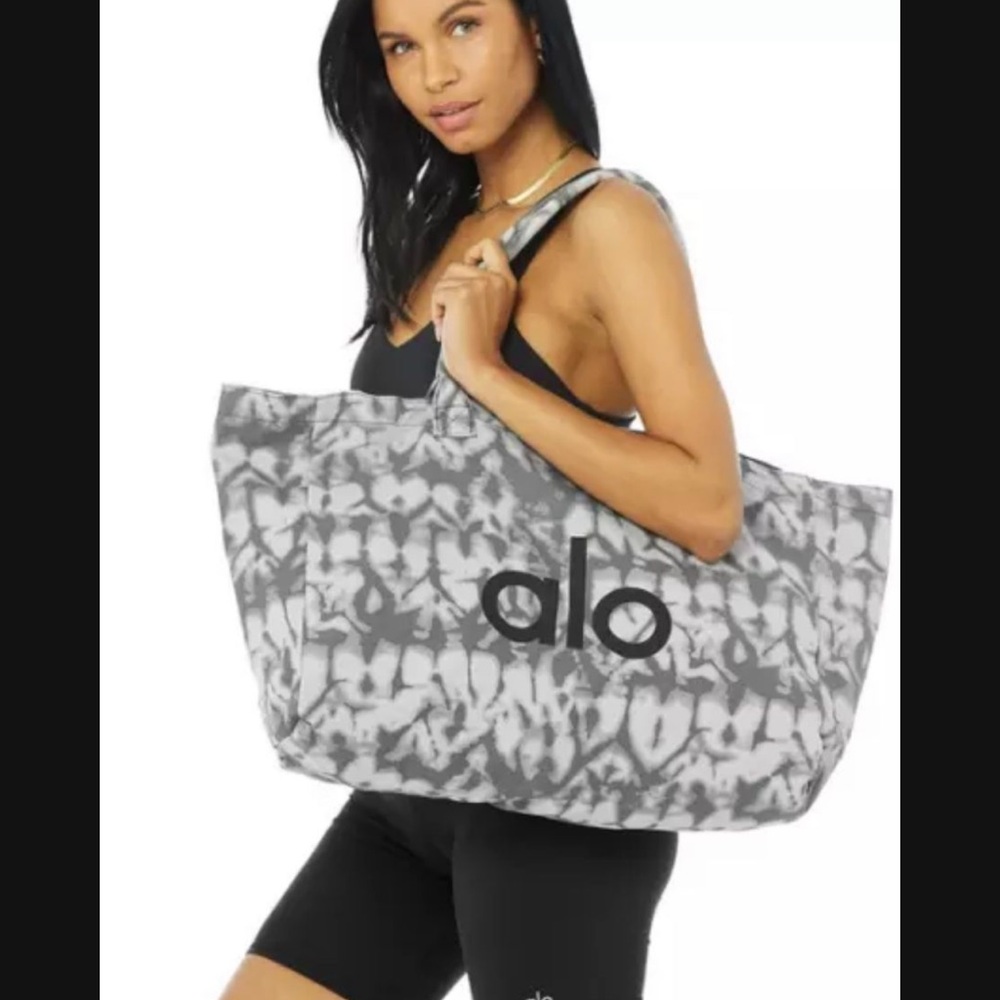 Alo yoga Tote bag